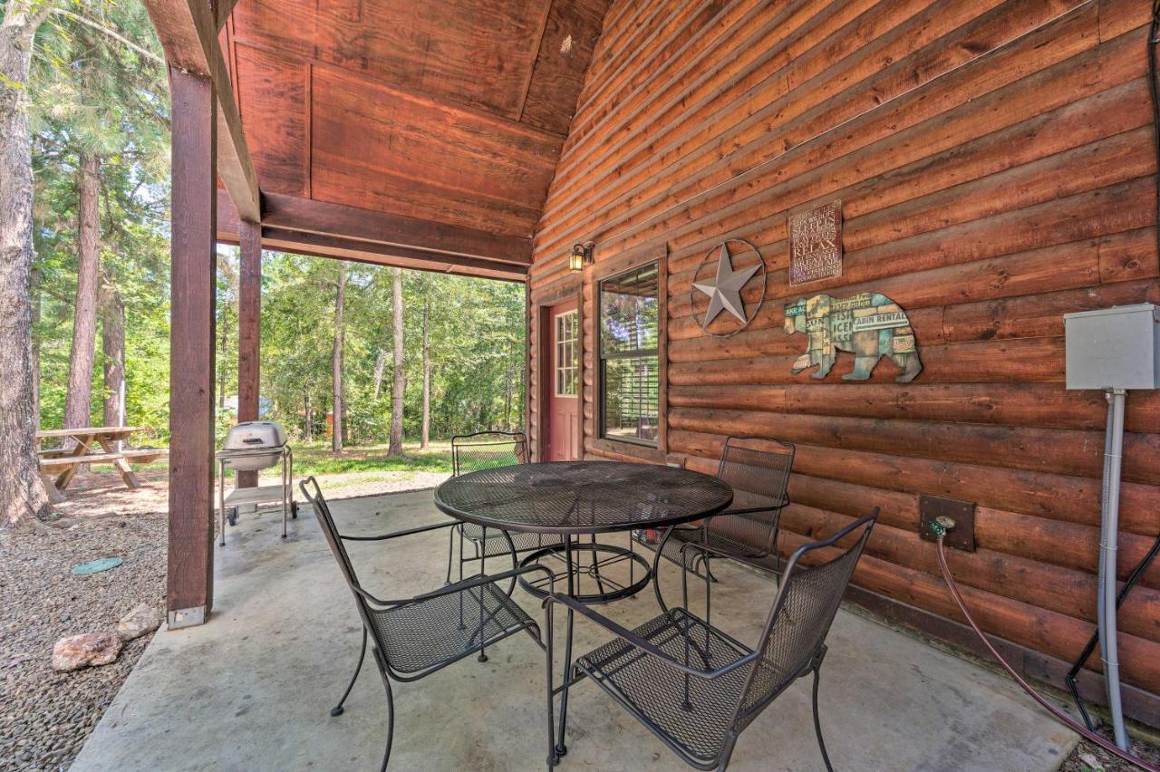 Cabin With Hot Tub And Games, 4 Mi To Beavers Bend! Broken Bow Eksteriør billede